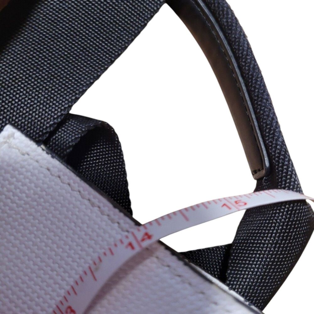 Lululemon Day Out Tote *16: - Picture 14 of 14